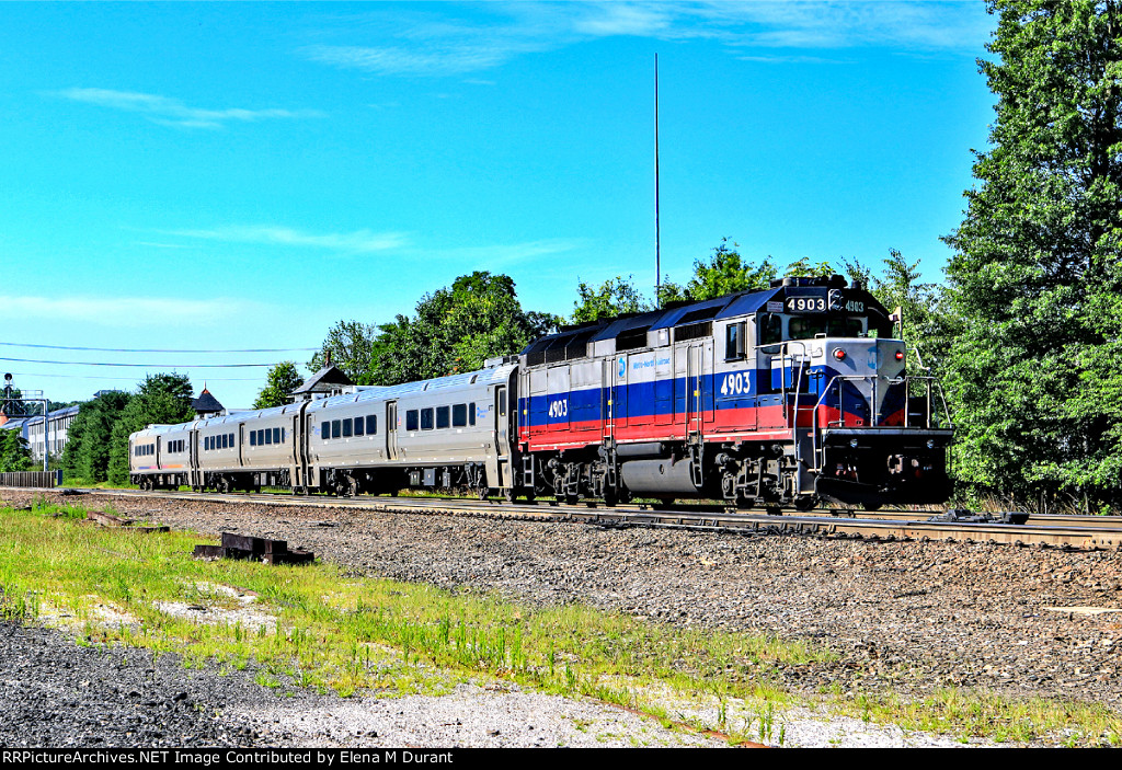 MNCR 4903 on train 56